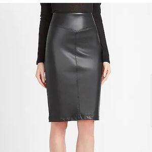 BNWT Express Faux Leather Pencil Skirt, Size S.